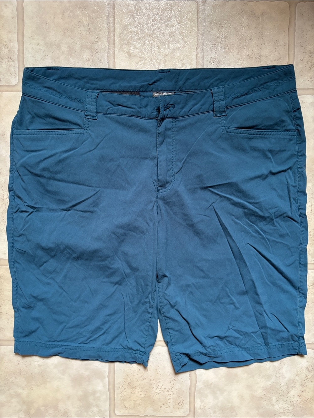 Eddie Bauer Nylon Blend Shorts Women’s Size 12 Teal *Missing button